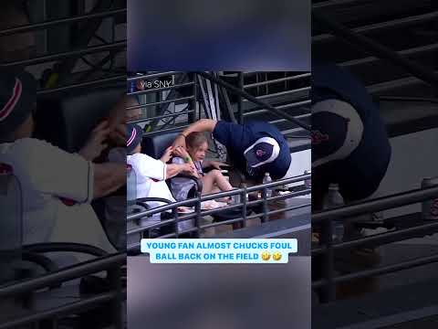 She had no need for that foul ball ๐
#mlb #foulball #shorts