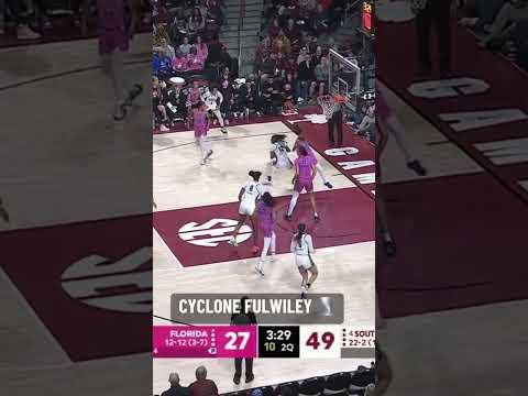 MiLaysia Fulwiley hit the spin move 😤