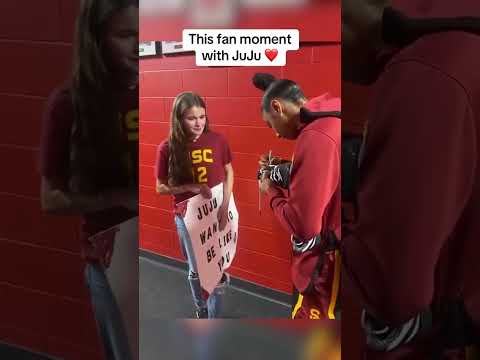 JuJu Watkins gifted this fan her game-worn sneakers 🙌 (via @USCWomensBasketball/TT)