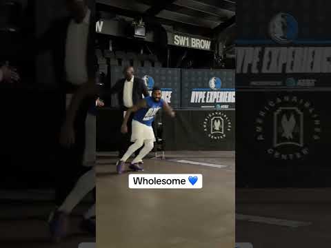 This moment between Kyrie and his child 💙 (via _Abigaiiiil/IG)