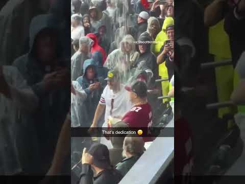 This seat 👀 (via scottkinmartin/TT)