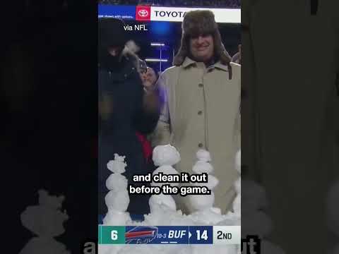 No one embraces the weather quite like Buffalo #shorts