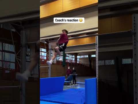 Coach’s reaction 😳 (via romashka_boy_/IG)