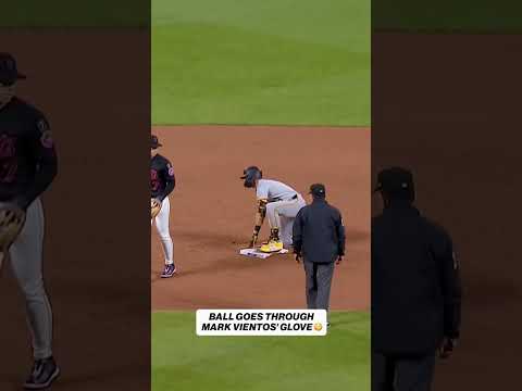 Mark Vientos, look away 😅 #newyorkmets #MLB #mets #MLBonFOX