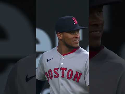 ROBBERY OF THE YEAR 🤯🫡 #mlb #redsox #greatplay