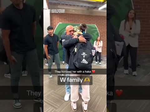 Her family honored her with a Haka before her Senior Night 🥹