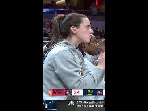 Caitlin Clark getting the people GOING from the bench 👏