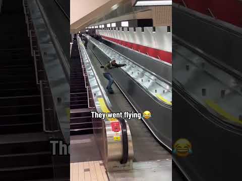 Woah 😯 (via @b.333n/IG)