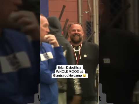 Giants HC Brian Daboll seems to be having run at rookie camp 😂 #nfl #shorts