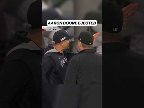 Aaron Boone gets MAD at this call 😡 #aaronboone #yankees #ejection #mlb