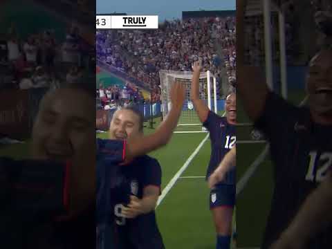 Thompson BENDS in USWNT 4th ⚽