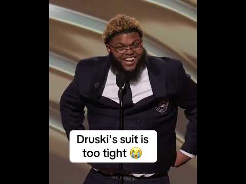 Druski’s suit 🤣