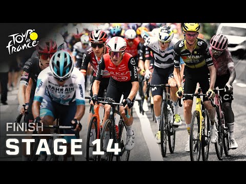 Highlights: 2025 Tour de France, Stage 14 finish | Cycling on NBC Sports