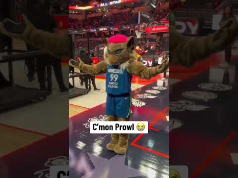 Showin’ out in front of company 😭