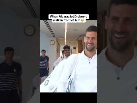 A classy gesture 👏 (via @wimbledon/TT)