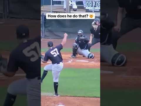A catcher magic trick 😱 (via @Yankees/TT)