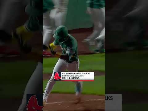 Rafaela walk-off over the green monster 🌕🔭 #hr #moonshot #CeddanneRafaela #RedSox