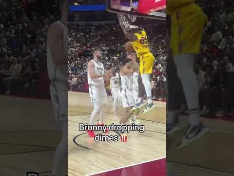 Bronny’s bounce pass sets up the slam 🏀