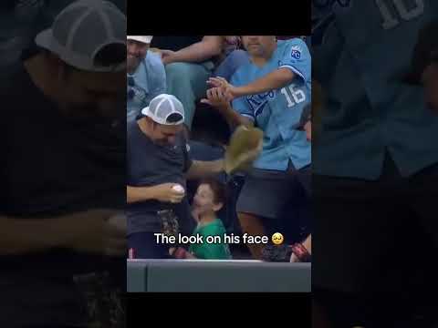 He was thrilled 🙌 (via @mariners/TT)