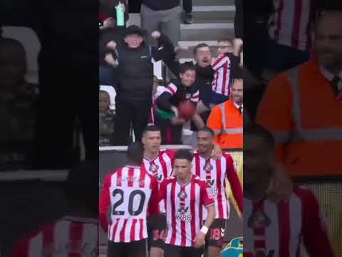 WILSON ISIDOR RESCUES 10-MAN SUNDERLAND ๐ฅ