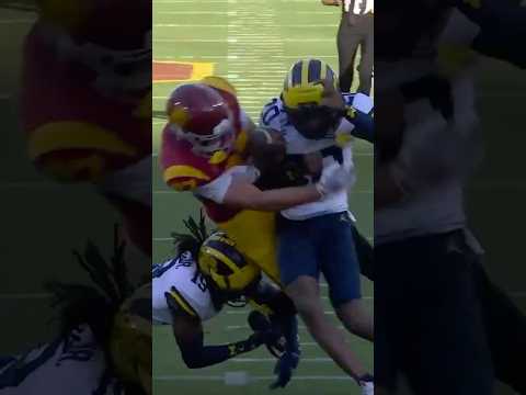 WHAT. A. HIT. 💥💪