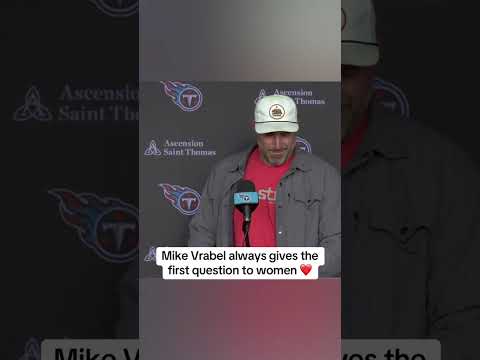 Mike Vrabel explained why he always gives the first question of his presser to women 🫡