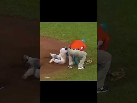 Some awesome sportsmanship was displayed in the 2017 LLWS ๐ ๐ #shorts
