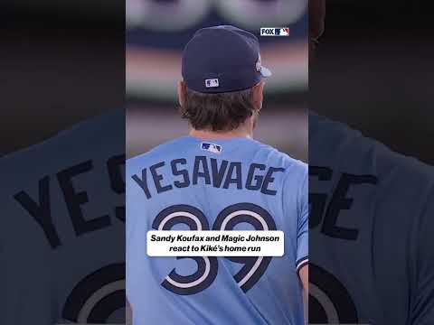These two legends were loving the HR 🔥 #MLB #Worldseries