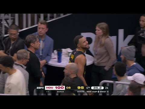 Steph Curry heads to locker room during in pain during physical game vs. Rockets | NBA on ESPN
