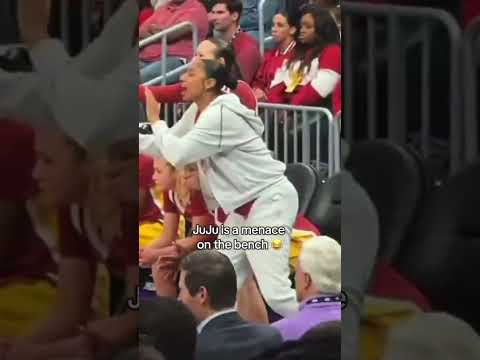 We get to watch these reactions from JuJu Watkins all season 🙌 (via @aysiacchanel/TT)