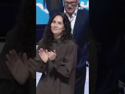 UConn retires Sue Bird’s Jersey 🙌❤️ #suebird #uconn #hof #basketball