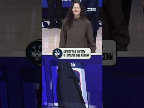 Sue Bird reacts to her jersey retirement 🥹 #suebird #uconn #basketball #retirement