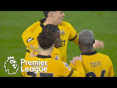 Jean-Ricner Bellegarde equalizes for Wolves against Manchester United | Premier League | NBC Sports