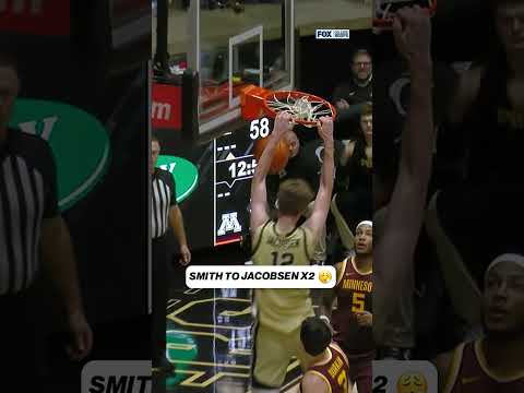 Almost identical alley-oops #CBB #Basketball