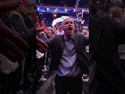 Dan Hurley LOVES being the road villain ๐