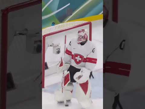 Connor McDavid is LOVING the Winter Olympics 🔥🇨🇦