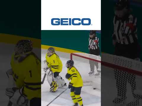 TAYLOR HEISE MAKES IT 2-0 😤