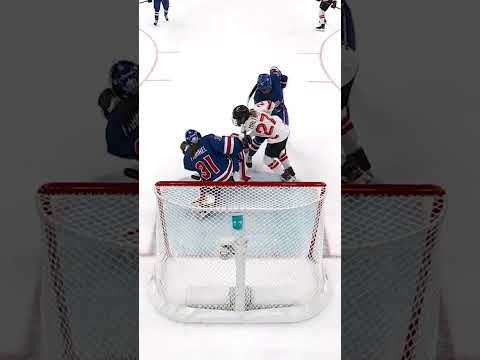 The ‘Green Monster’ put in WORK for gold 😤🙅♀️🥇