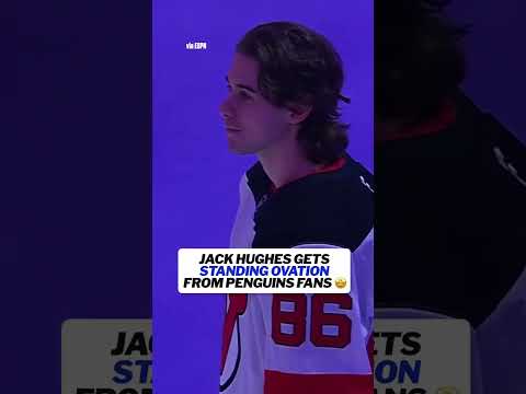 The opposing crowd welcomed the Team USA star ⭐️