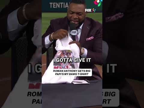 Roman Anthony is the first recipient of Papi’s “My Dawg” T-shirt of the year 🐶