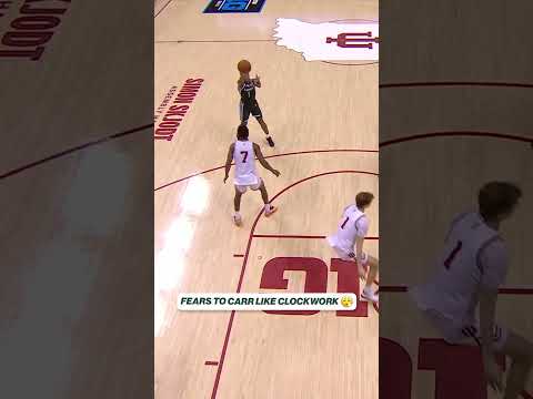 Jeremiah Fears finds Coen Carr for MONSTER DUNK 🤯 #basketball #sports #michiganstate