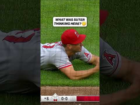 He kept this ball fair by throwing his glove at the ball after the dive 😅 #baseball #mlb