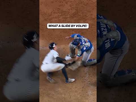 Sublime slide from Anthony Volpe ๐ค #yankees #mlb #baseball