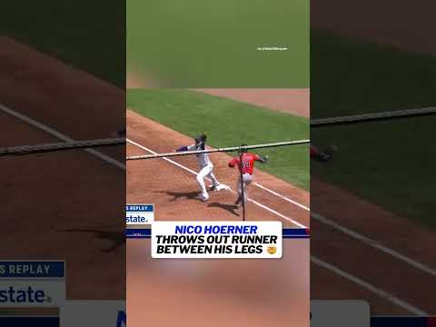 He went BETWEEN HIS LEGS for the out at first 😮 #mlb #cubs