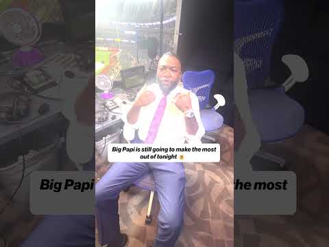 Big Papi isn’t going to let a little rain ruin his evening 💪 #bigpapi #redsox #yankees