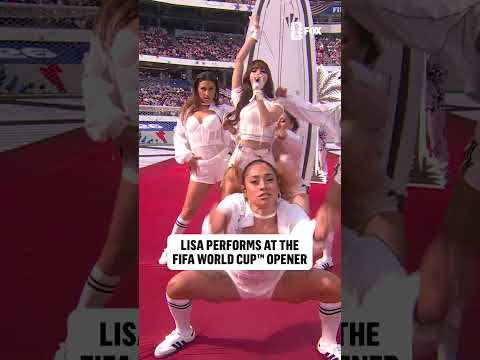 LISA bringing the 🔥 before USA vs Paraguay