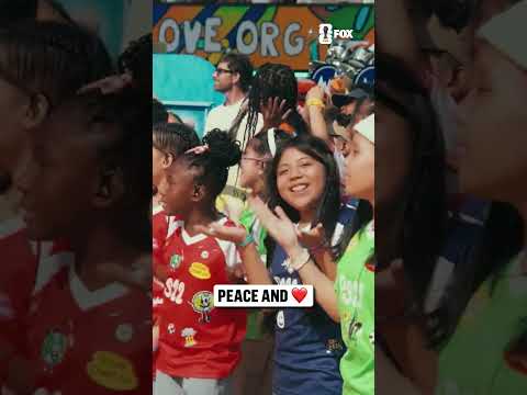 A beautiful ending to the FIFA World Cup Final Halftime Show with Coldplay’s Chris Martin ❤️