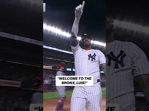 LUIS GARCIA JR INTRODUCES HIMSELF TO THE BRONX! 🤯🤯 #mlb #baseball #yankees