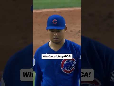Is there anything that Pete Crow-Armstrong can’t do? 😳 #pca #mvp #cubs #catch #mlb #glovework