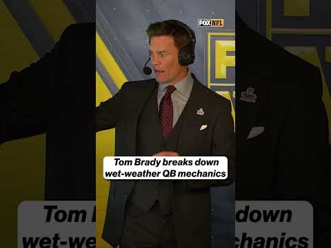 Tom Brady’s Ball Knowledge is NEXT LEVEL #football #tombrady